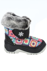 We just love these adorable Calzat Too Cute Toddler Snowboots in the Snow+Rock sale, reduced from £27.99 to £15.99
