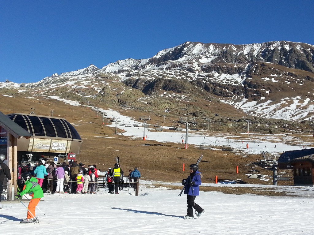 Not much snow on the main Marmottes descent back to resort