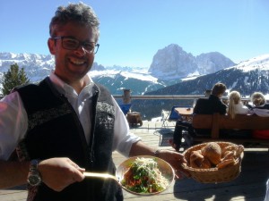 Pasta with a view... (and garlic, tomato, chilli and rucola!)