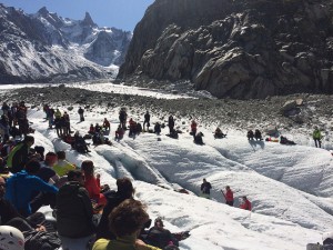 Cleaning up the Mer de Glace 