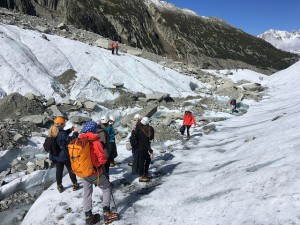 Some of the 'Montagne Responsable' team setting out onto the glacier 