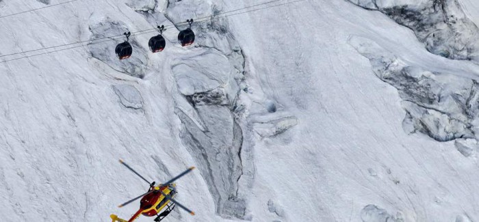 Dramatic cable car rescue